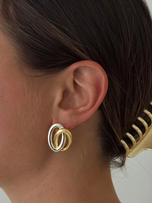 ALV Jewels Loop Stud Earrings