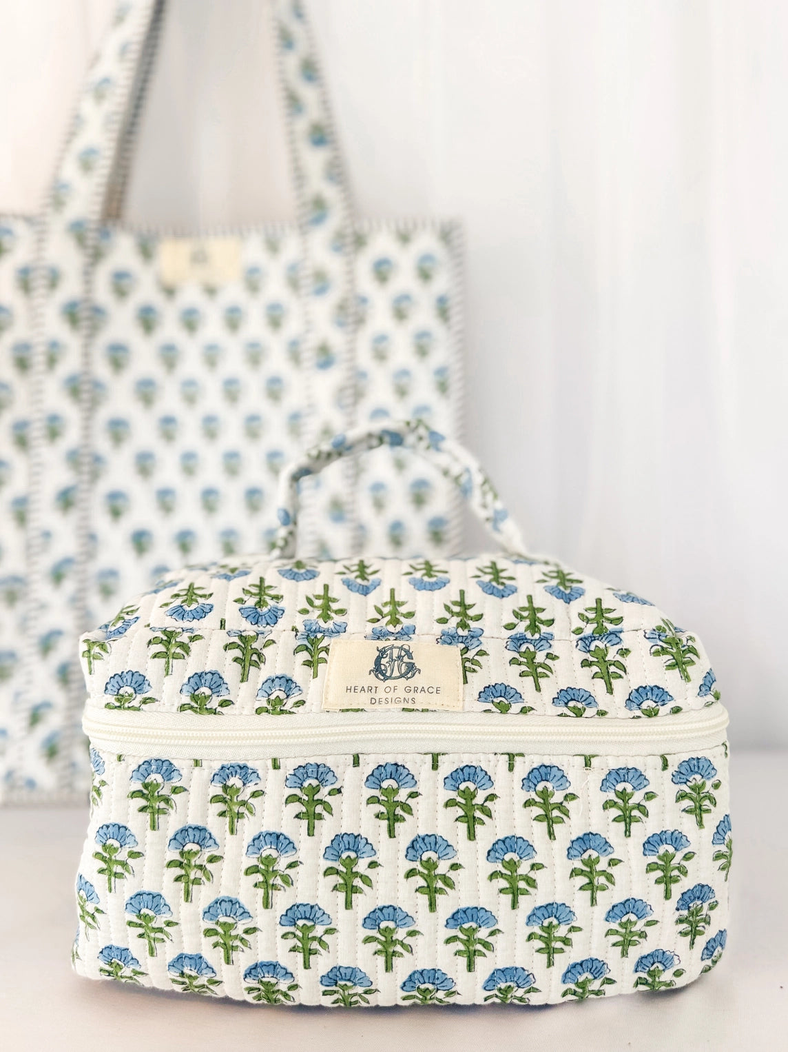 Carolina Quilted Cosmetic Bag Set