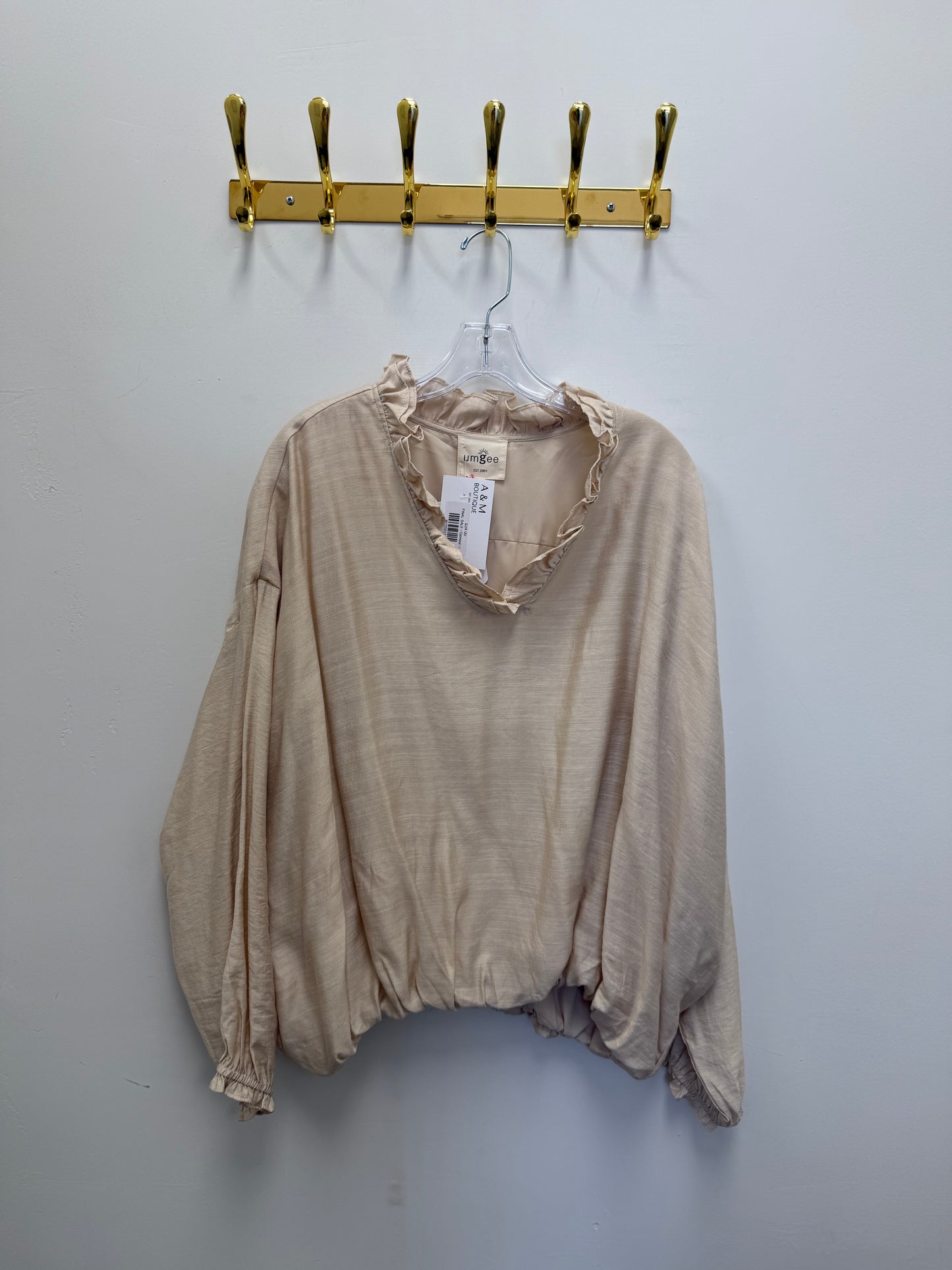 Alissa Elastic Hem Top